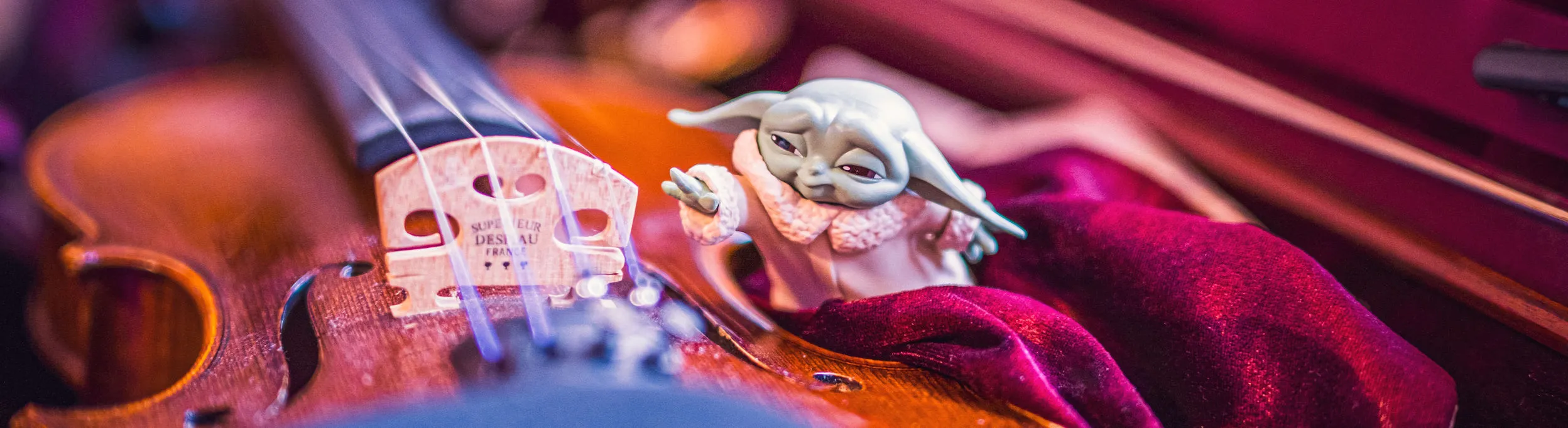 yoda and a violin