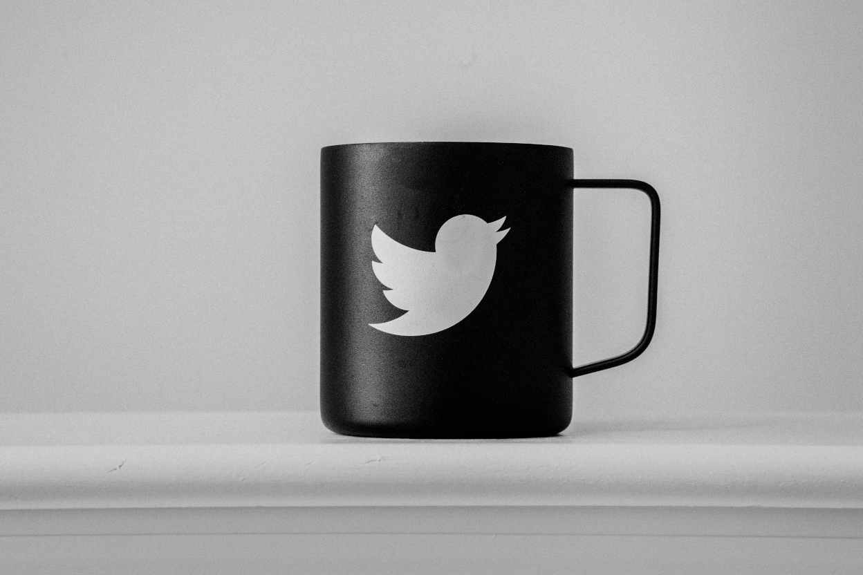 /img/finding-inspiration-in-random-ways/twitter_mug.jpg
